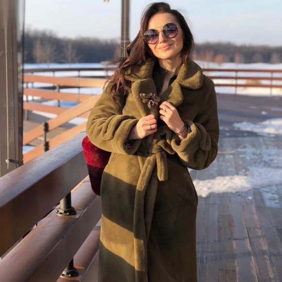 Faux fur  green warm coat - Picture 2 of 11